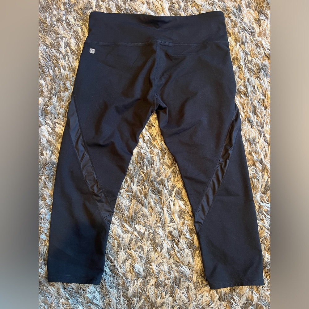 Fabletics Capri leggings size M - Picture 1 of 2
